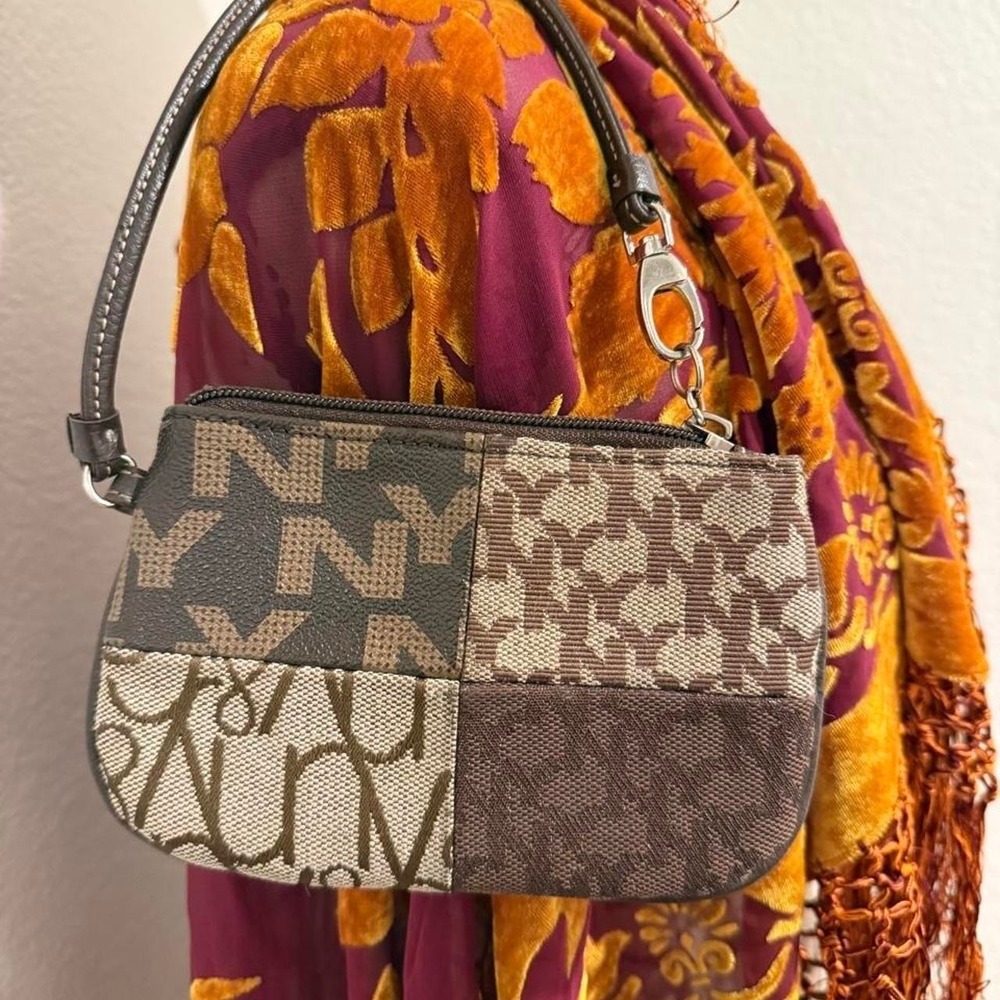 Vintage 2000s Y2K‎ New York and Co original brown monogram wristlet mini purse